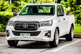 2020 Toyota Hilux Revo 2.4 Entry Z Edition รถกระบะ 