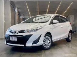 2019 Toyota YARIS 1.2 J ECO รถเก๋ง 5 ประตู ฟรีดาวน์