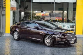 2014 Jaguar XJ 2.0 Portfolio รถเก๋ง 4 ประตู 