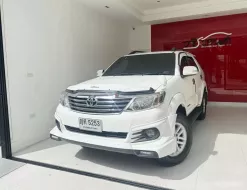 2011 Toyota Fortuner 2.7 V SUV 