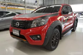 2019 Nissan NP 300 Navara 2.5 Calibre EL Black Edition รถกระบะ 