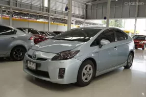 Toyota Prius 1.8 Hybrid Top grade รถเก๋ง 5 ประตู 