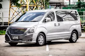 2011 Hyundai H-1 2.5 Deluxe รถตู้/MPV ออกรถ 0 บาท