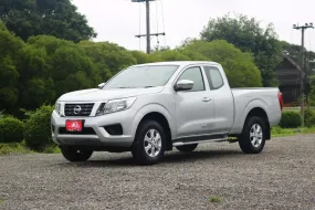 2019 Nissan Navara 2.3 Calibre E รถกระบะ 