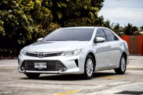 2016 Toyota CAMRY 2.0 G รถเก๋ง 4 ประตู ออกรถง่ายไม่จุกจิก เครดิตดีจบ 0 บาท