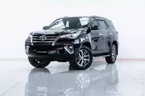 2A537 Toyota Fortuner 2.4 V SUV 2018 