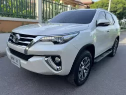 ขาย รถมือสอง 2016 Toyota Fortuner 2.4 V SUV 