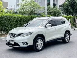 2015 Nissan X-Trail 2.0 V 4WD SUV เจ้าของขายเอง รถสวย ไมล์น้อย ประวัติดี 