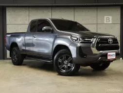 2022 Toyota Hilux Revo 2.4 SMARTCAB Prerunner Entry MT ไมล์เเท้ 1หมื่น Warranty 5ปี 150,000KM B3305