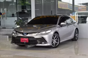 Toyota CAMRY 2.5 HEV Premium Luxury ปี 2022 สวยสภาพป้ายแดง ไมล์แท้3x,xxxโล warranty2027 ฟรีดาวน์