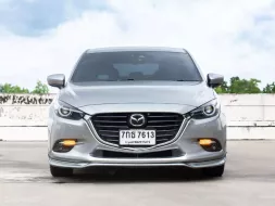 2018 Mazda 3 2.0 SP รถเก๋ง 5 ประตู รถบ้านมือเดียว ฟรีดาวน์ รถบ้านแท้ รับประกัน 1 ปีเต็ม