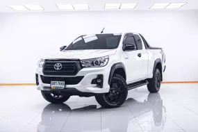 ผ่อน  10,467 TOYOTA REVO  ROCCO 2.4 SMARTCAB PRERUNNER 2019 