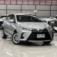 2020 Toyota YARIS 1.2 Entry รถเก๋ง 5 ประตู 