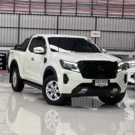 2020 Nissan Navara 2.3 Calibre V รถกระบะ 