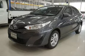 2017 Toyota Yaris Ativ 1.2 E รถเก๋ง 4 ประตู 