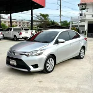 2015 Toyota VIOS 1.5 E รถเก๋ง 4 ประตู 