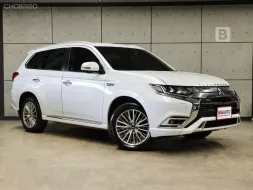 2021 Mitsubishi Outlander PHEV 2.4 GT Premium 4WD SUV AT ไมล์แท้ 5 หมื่น TOPสุด FULL OPTION P4147