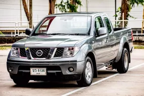 2011 Nissan Navara 2.5 LE รถกระบะ 