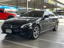 2016 Mercedes-Benz C200 2.0 Avantgarde รถเก๋ง 4 ประตู รถบ้านแท้ ไมล์น้อย มือเดียวป้ายแดง 