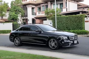 2016 Mercedes-Benz E220 2.0 d AMG Dynamic รถเก๋ง 4 ประตู รถบ้านแท้ 