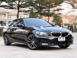 2021 BMW 320d 2.0 M Sport รถเก๋ง 4 ประตู เจ้าของขายเอง รถสวย ไมล์น้อย 