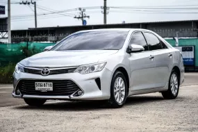 2016 Toyota CAMRY 2.0 G รถเก๋ง 4 ประตู ออกรถง่ายไม่จุกจิก เครดิตดีจบ 0 บาท