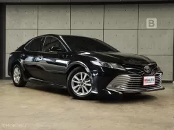 2019 Toyota Camry 2.0 G Sedan AT ไมล์เเท้ ประวัติการดูแลรักษารถดี ﻿รถมือเเรกจากป้ายเเดง B2954