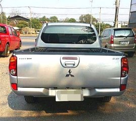 2008 Mitsubishi TRITON GLX pickup 