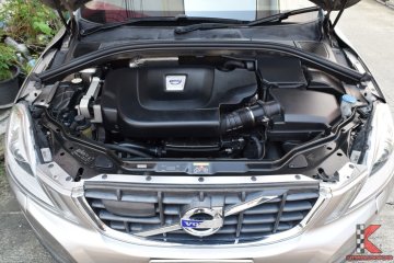 Volvo XC60 2.0 (ปี 2012) D3 SUV AT 