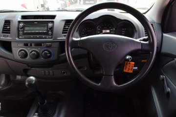 Toyota Hilux Vigo 2.7 CHAMP SINGLE (ปี 2013) CNG Pickup MT
