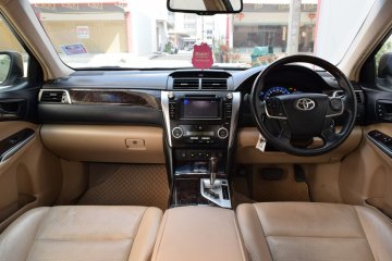 Toyota Camry 2.5 (ปี 2012) Hybrid Sedan AT 