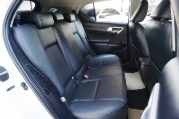  รถมือสอง 2013 Lexus CT200h Premium รถเก๋ง 4 ประตู 