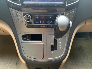 2017 Hyundai H-1 2.5 Deluxe รถตู้/MPV 