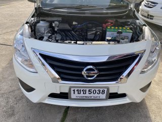 2017 Nissan Almera 1.2 E รถเก๋ง 4 ประตู 