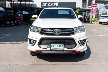 2018 Toyota Hilux Revo 2.4 SMARTCAB TRD Sportivo Pickup AT