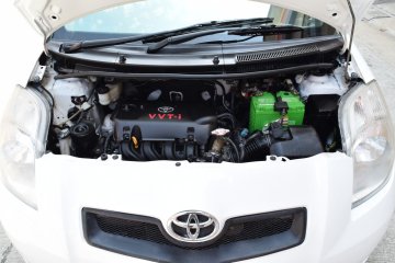 🚗 Toyota Yaris 1.5 TRD Sportivo Hatchback  2008