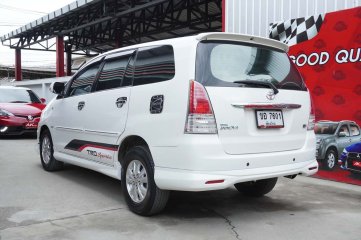 2010 Toyota Innova 2.0 V  