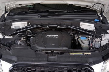Audi Q5 3.0 TDI 2016 Diesel Quattro AWD เครื่องรุ่นใหม่แล้ว ออกศูนย์ยนตรกิจ ชุดแต่งกันชนของแท้ ไม่ชน