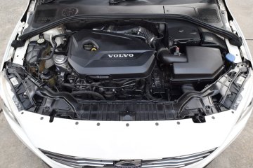 Volvo S60 1.6 (ปี 2014) DRIVe Sedan AT 