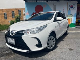 2021 Toyota Yaris Ativ 1.2 J ECO รถเก๋ง 5 ประตู รถสวย