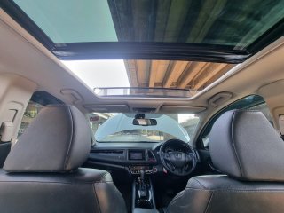 Honda HR-V 1.8 EL Sunroof i-VTEC  ปีคศ. 2018 