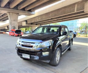 2015 Isuzu D-Max 2.5 Hi-Lander Z Ddi VGS Turbo AT รถสวยมือเดียว จัดล้นฟรีดาวน์