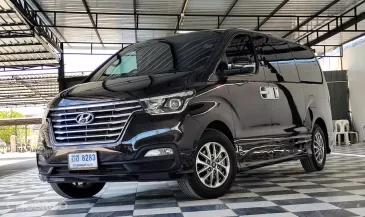 HYUNDAI H1 2.5 DELUXE เกียร์ออโต้ ปี 2019