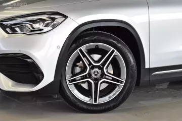 Mercedes-Benz GLA200 1.3 AMG Dynamic ปี 2022 สภาพป้ายแดง 