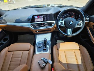 BMW SERIES 3 320d M Sport (โฉม G20) ปี 2021 