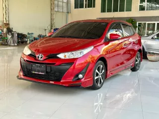 2017 Toyota YARIS 1.2 E รถเก๋ง 5 ประตู  รถบ้านมือเดียว 