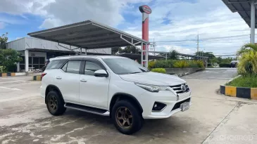 2018 Toyota Fortuner 2.4 V SUV 