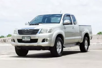 2011 Toyota Hilux Vigo 2.5 E รถกระบะ 