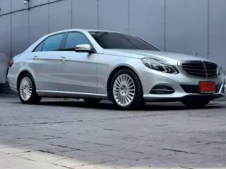 2013 Mercedes-Benz E300 2.1 BLUETEC HYBRID รถเก๋ง 4 ประตู 