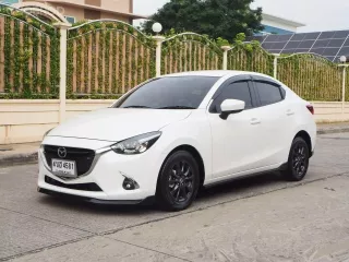 MAZDA 2 1.3 SKYACTIVE SPORT HIGH CONNECT (MNC) ปี 2019 สภาพป้ายแดง 